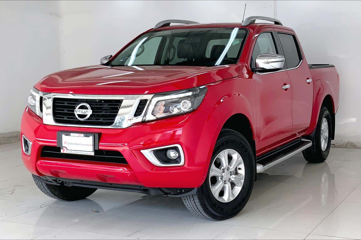 Nissan NP300 Frontier 2020 45000 4 PTS XE, L4, TM6, A/AC, VE, R16